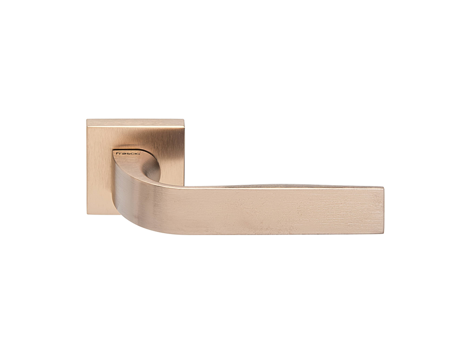 FINISHES : RED COPPER SATIN