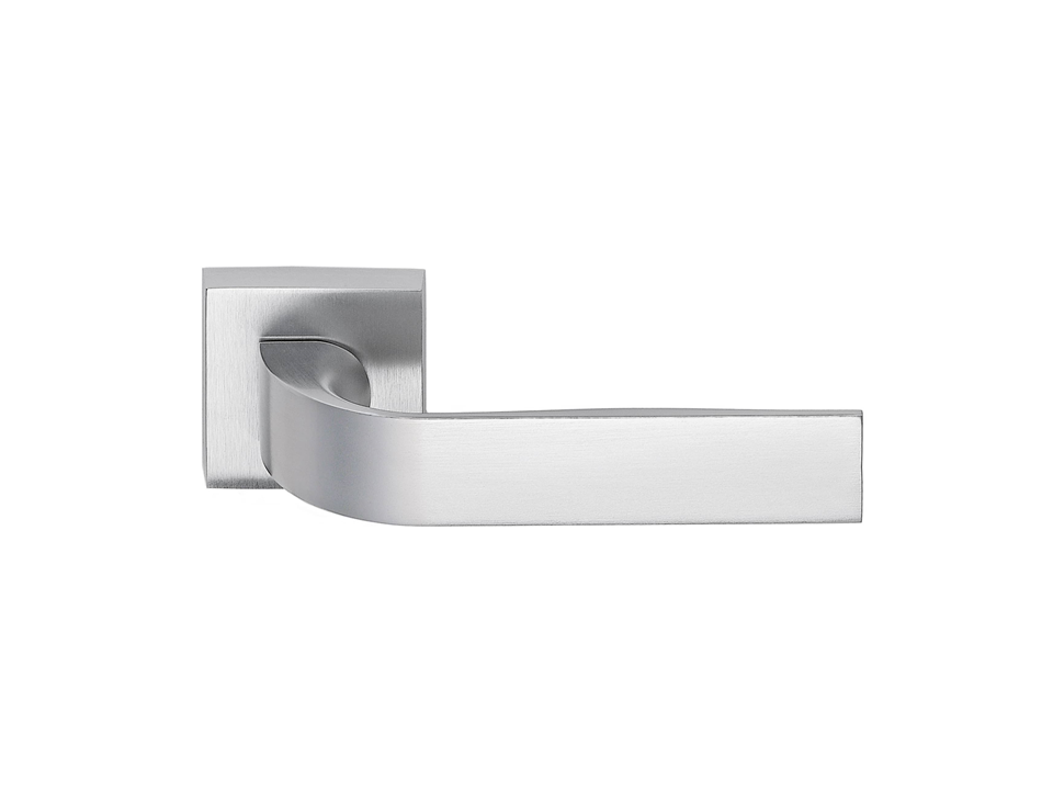 FINISHES : SATIN CHROME
